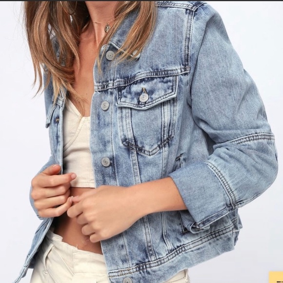 ❤️ Free People “Rumors” Denim Jacket in Vintage Light Wash NWT - Picture 8 of 10